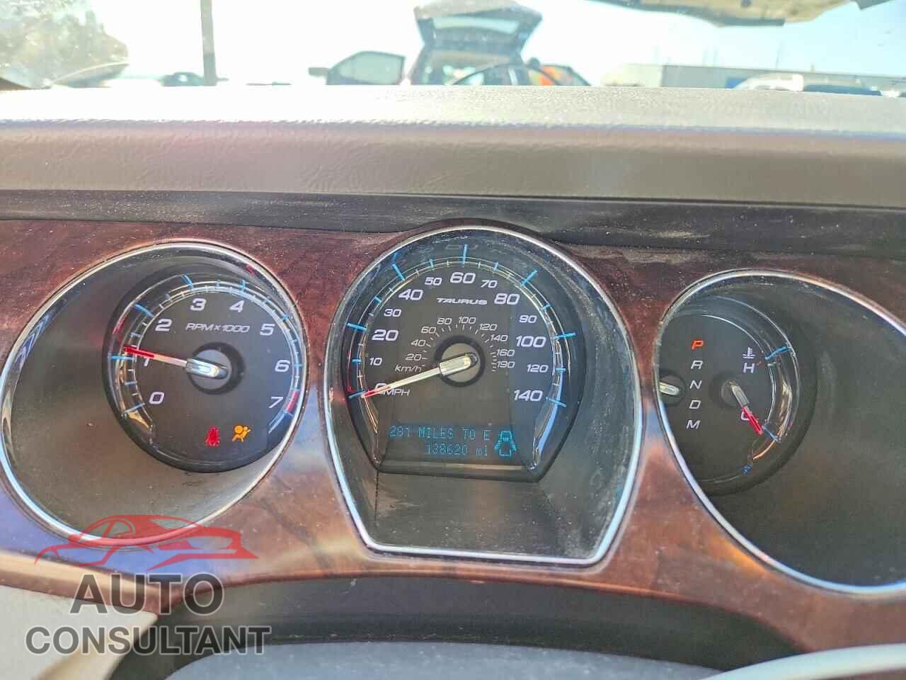 FORD TAURUS 2011 - 1FAHP2EW9BG104266