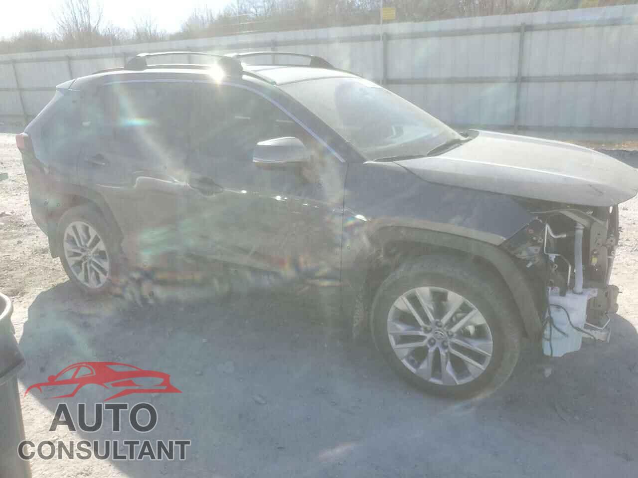 TOYOTA RAV4 2024 - 2T3C1RFV9RC265849