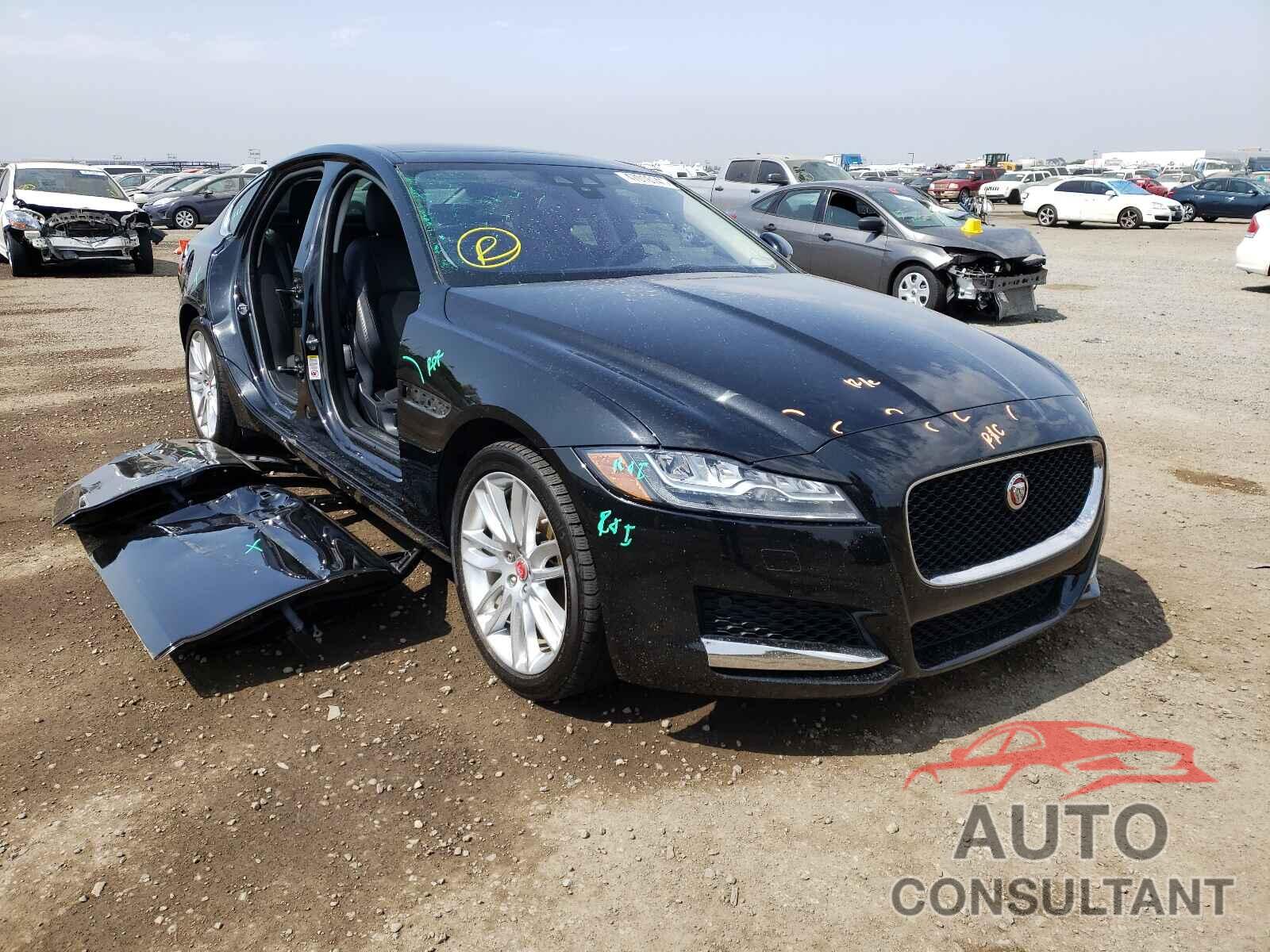 JAGUAR XF 2016 - SAJBE4BV9GCY08755