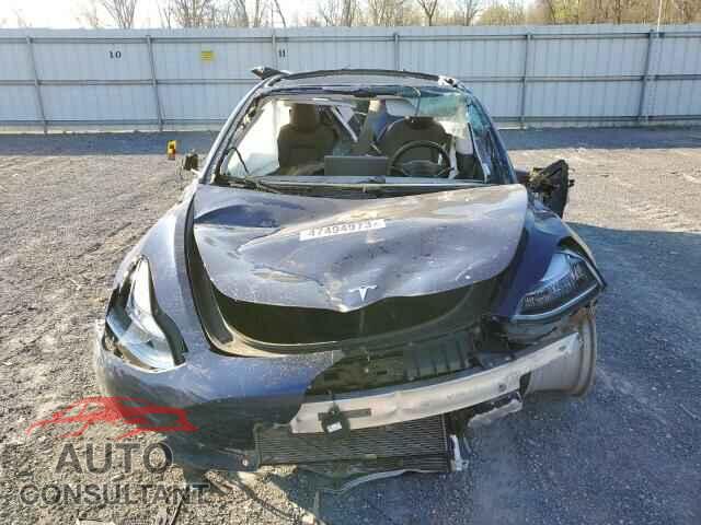 TESLA MODEL 3 2018 - 5YJ3E1EB8JF133915