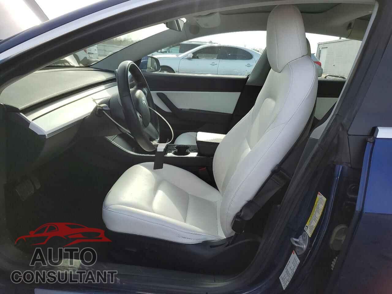 TESLA MODEL 3 2018 - 5YJ3E1EB5JF096502