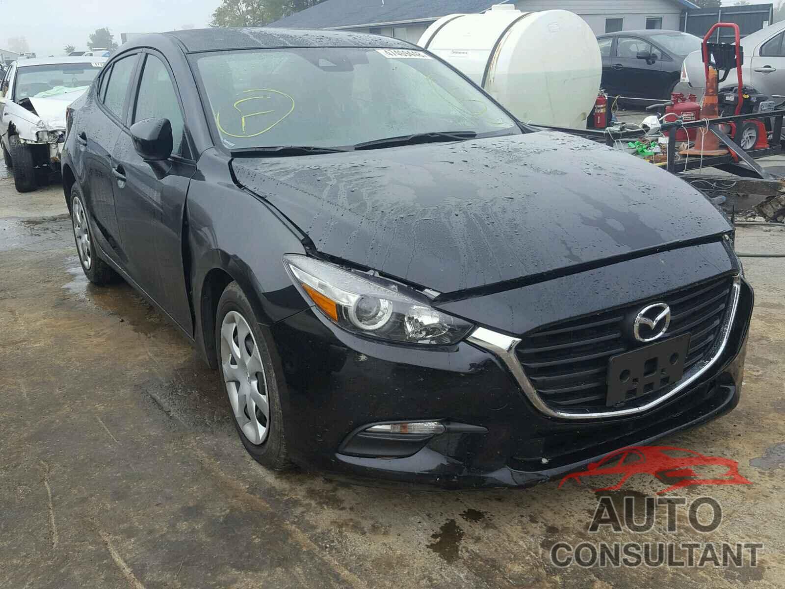 MAZDA 3 2018 - 3MZBN1U72JM229685