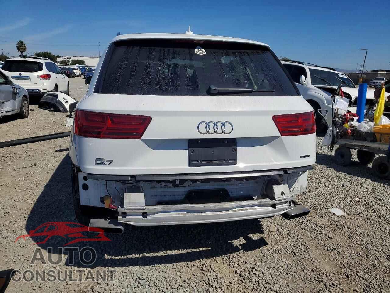 AUDI Q7 2018 - WA1AHAF78JD020041
