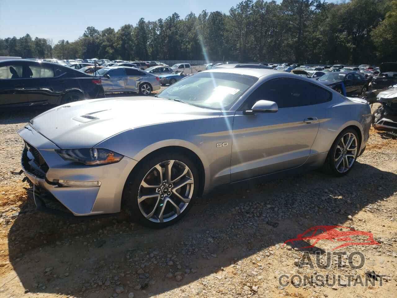 FORD MUSTANG 2020 - 1FA6P8CF3L5161931