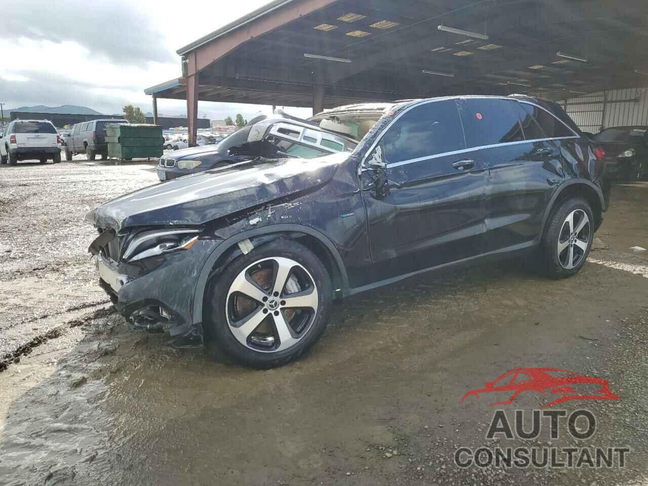 MERCEDES-BENZ GLC-CLASS 2019 - WDC0G5EB4KF596386