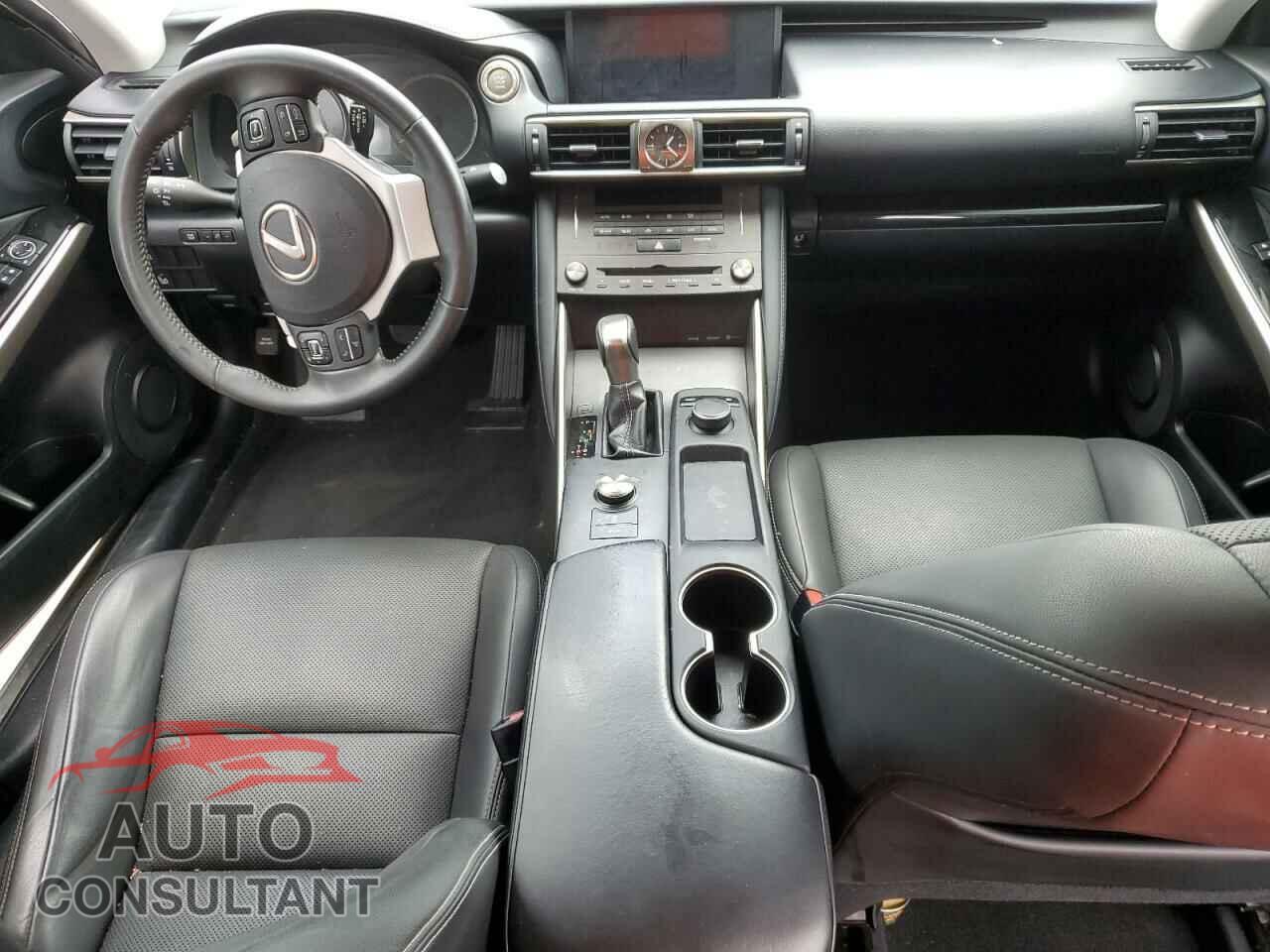 LEXUS IS 2019 - JTHBA1D20K5094330