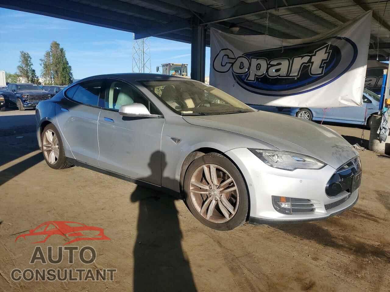 TESLA MODEL S 2014 - 5YJSA1H14EFP63625