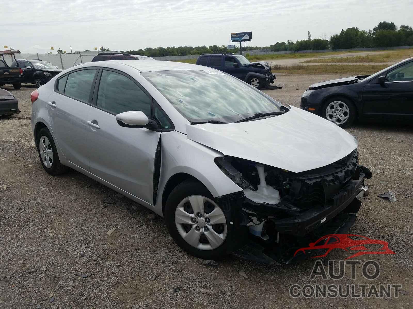 KIA FORTE 2016 - KNAFK4A61G5525058