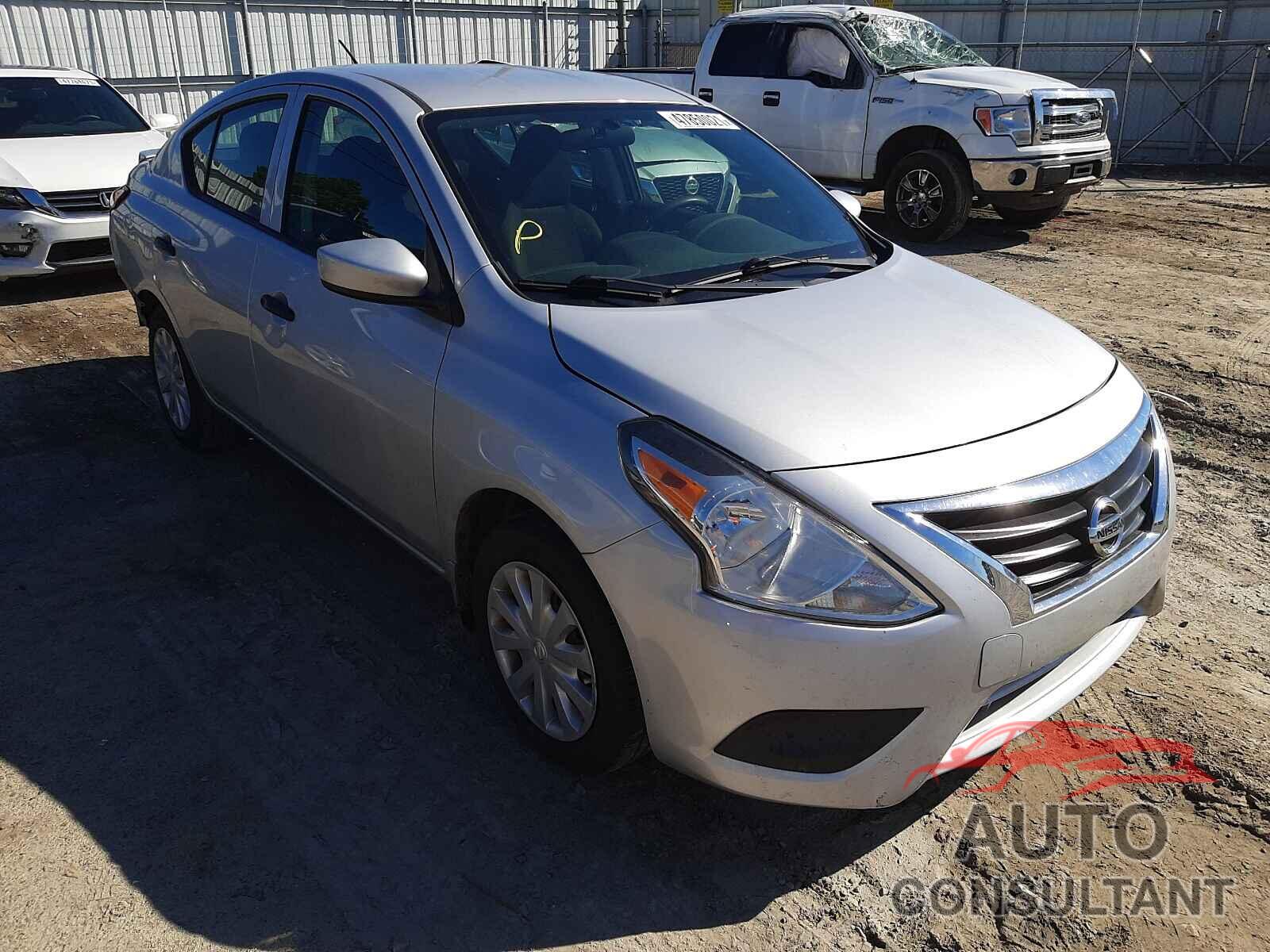 NISSAN VERSA 2017 - 3N1CN7AP8HL908278