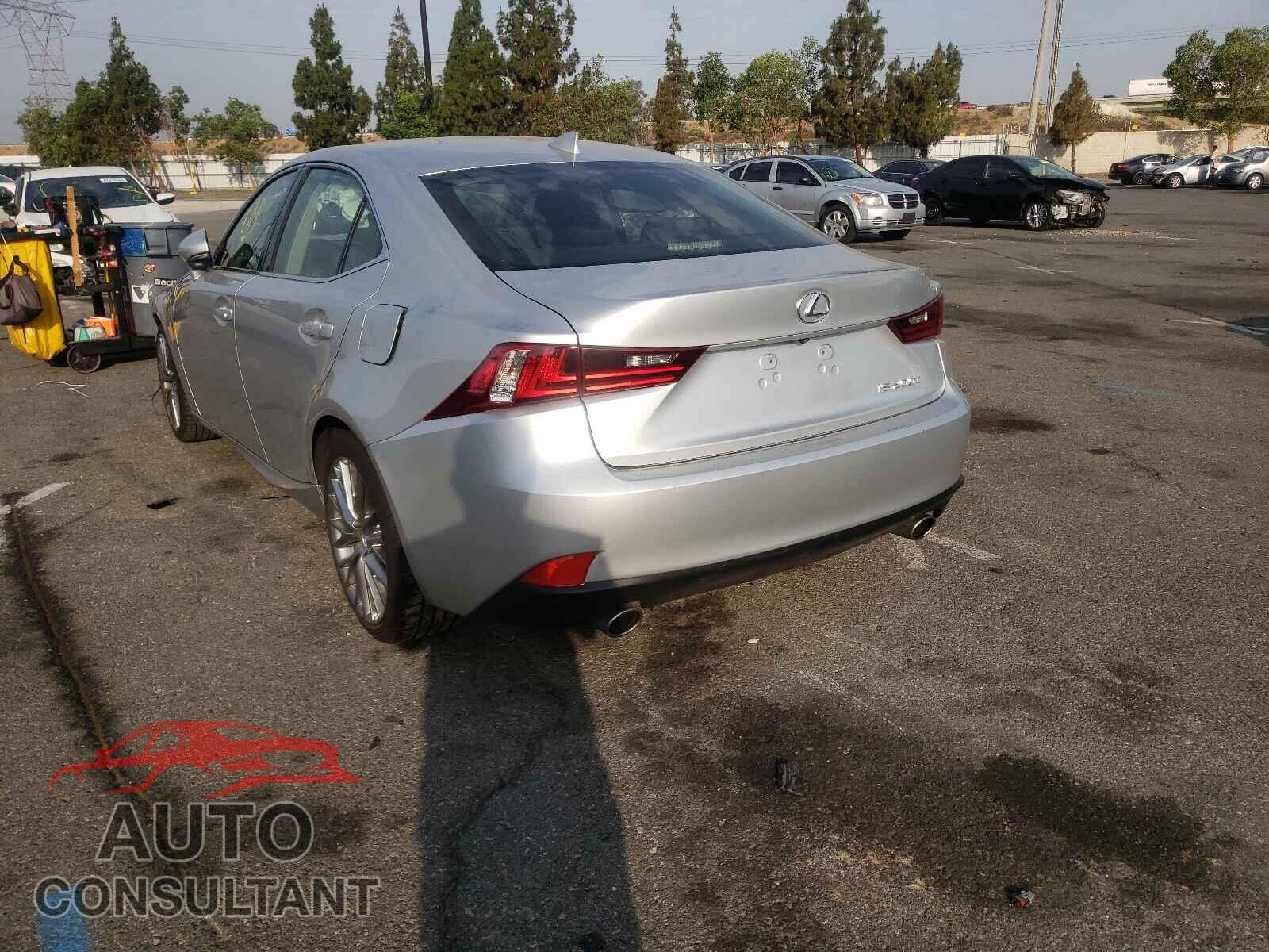 LEXUS IS 2016 - JTHBA1D20G5015861