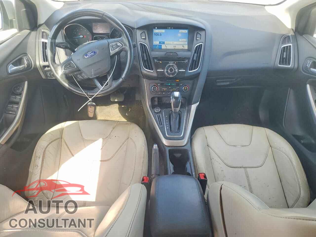 FORD FOCUS 2016 - 1FADP3N25GL302889