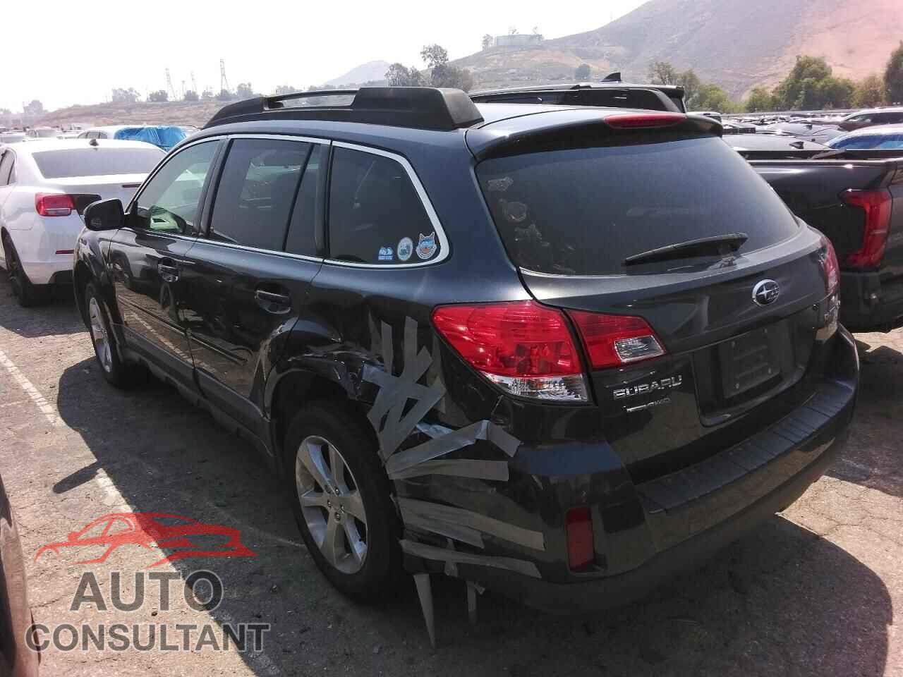 SUBARU OUTBACK 2013 - 4S4BRBCC4D3318400