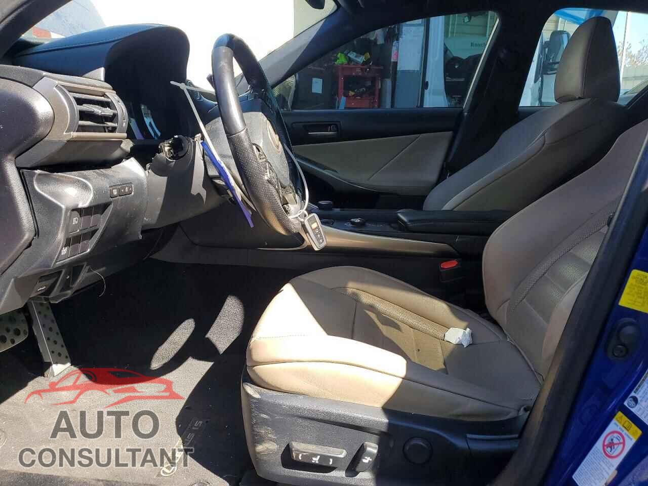 LEXUS IS 2018 - JTHBZ1D26J5032518