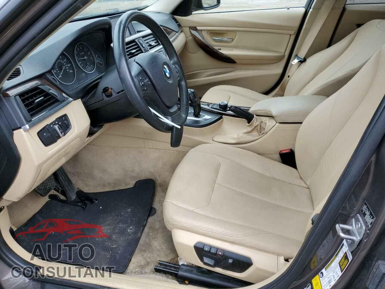 BMW 3 SERIES 2013 - WBA3B5C52DF590133