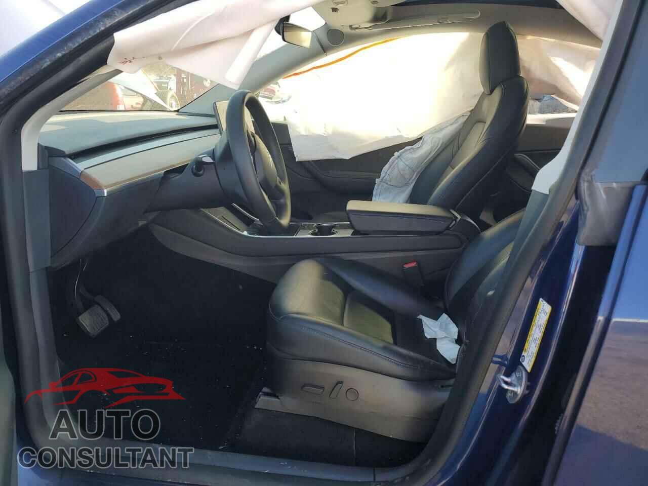 TESLA MODEL Y 2020 - 5YJYGDEE0LF009331