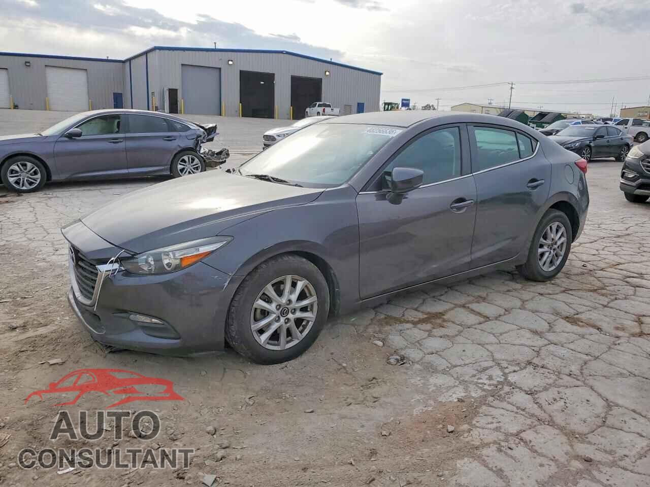 MAZDA 3 2018 - 3MZBN1U77JM228564