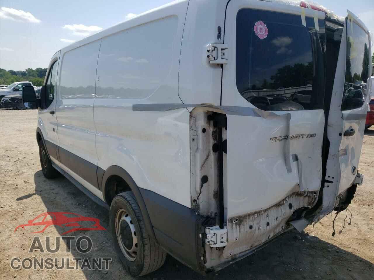 FORD TRANSIT 2017 - 1FTYR1YM3HKA33693