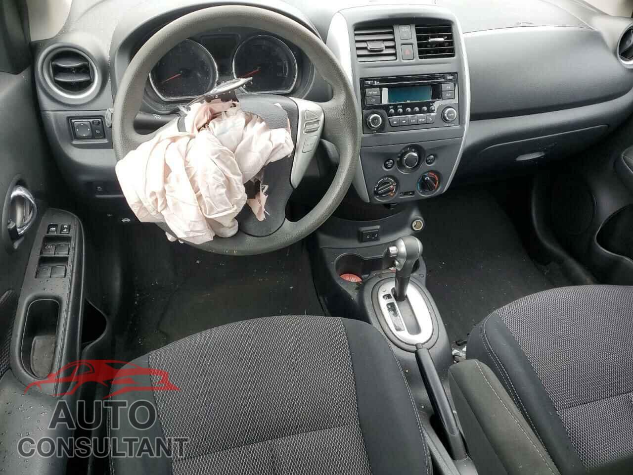 NISSAN VERSA 2017 - 3N1CN7AP0HL901616