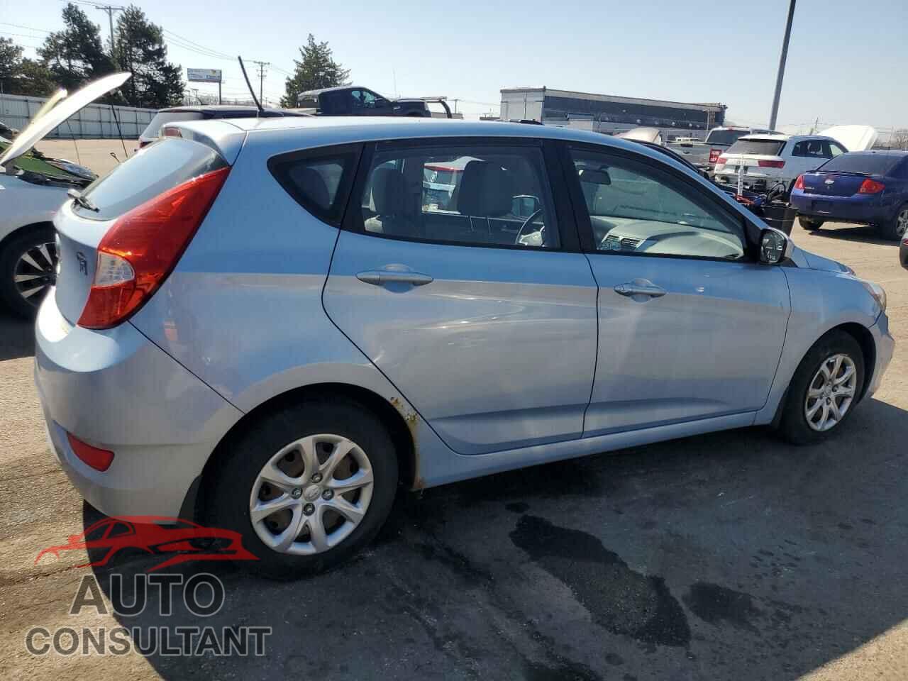 HYUNDAI ACCENT 2013 - KMHCT5AE4DU114430