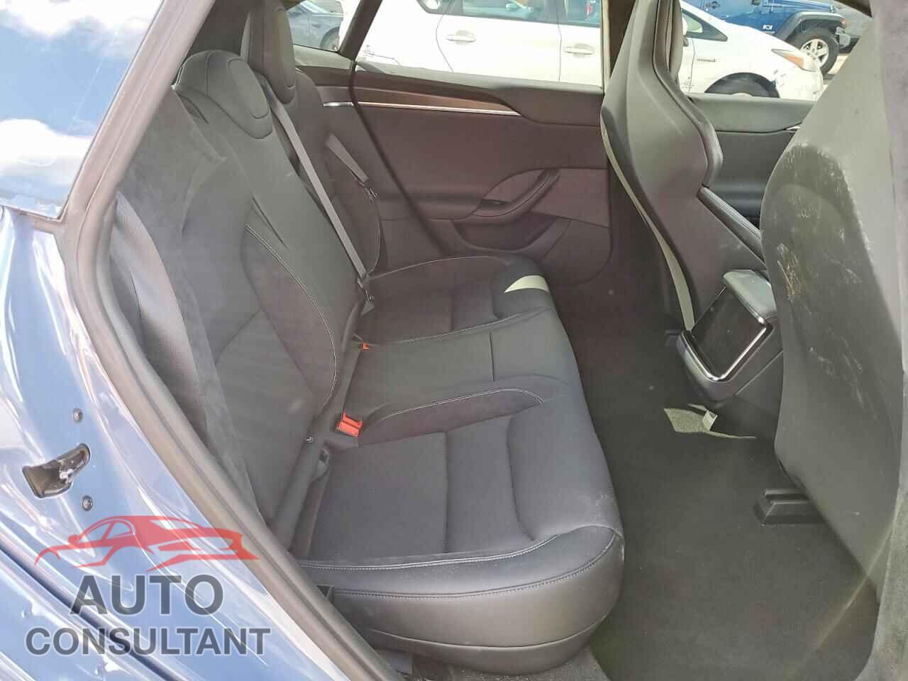 TESLA MODEL S 2026 - 5YJSA1E6XTF556153