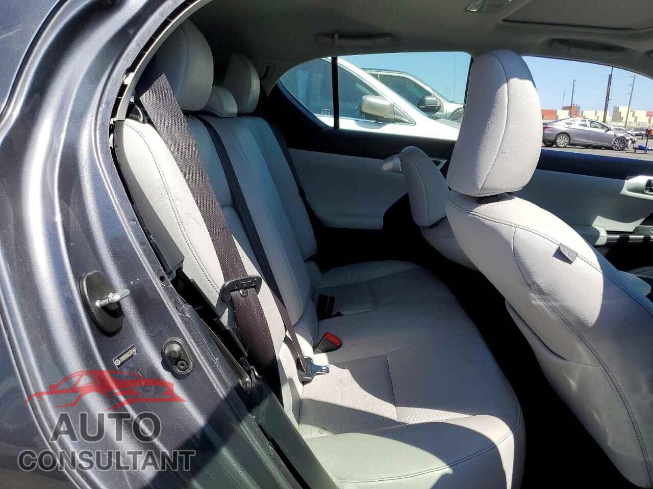 LEXUS CT 200 2012 - JTHKD5BH0C2091467