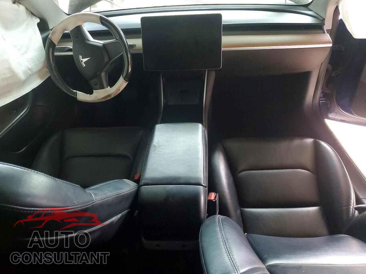 TESLA MODEL 3 2019 - 5YJ3E1EA2KF435953