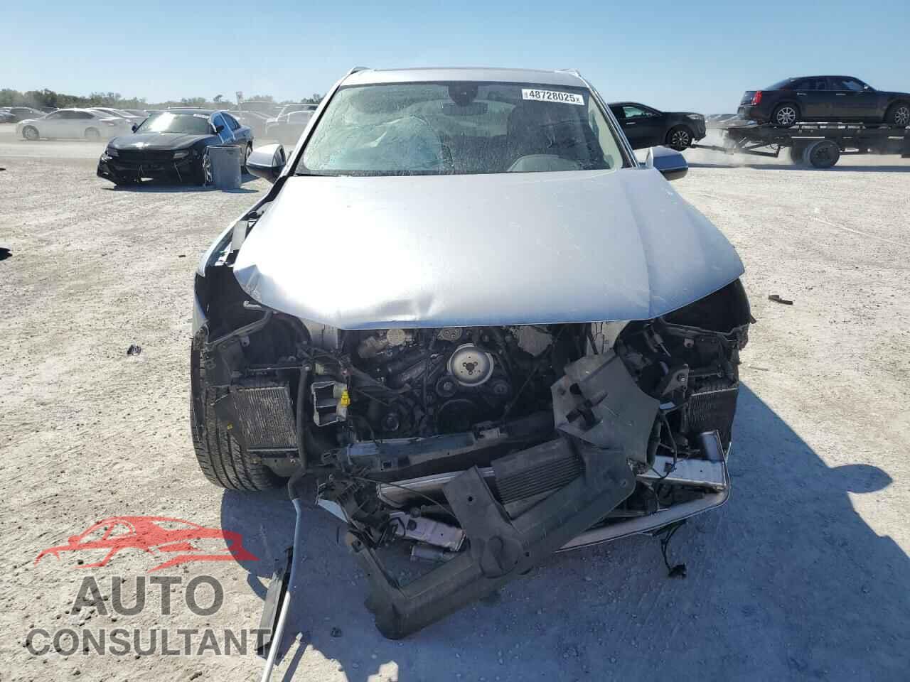 AUDI Q7 2018 - WA1LAAF74JD042230