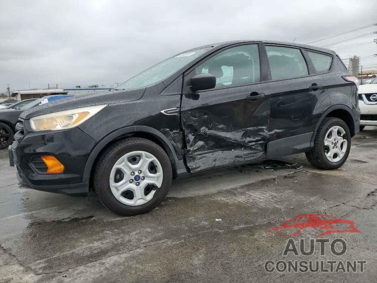 FORD ESCAPE 2017 - 1FMCU0F75HUE96810