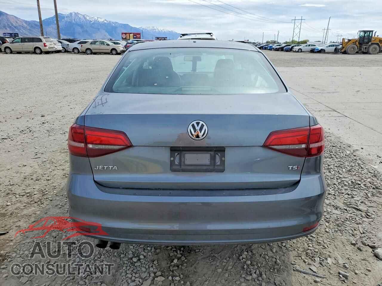 VOLKSWAGEN JETTA 2017 - 3VW2B7AJ2HM239008