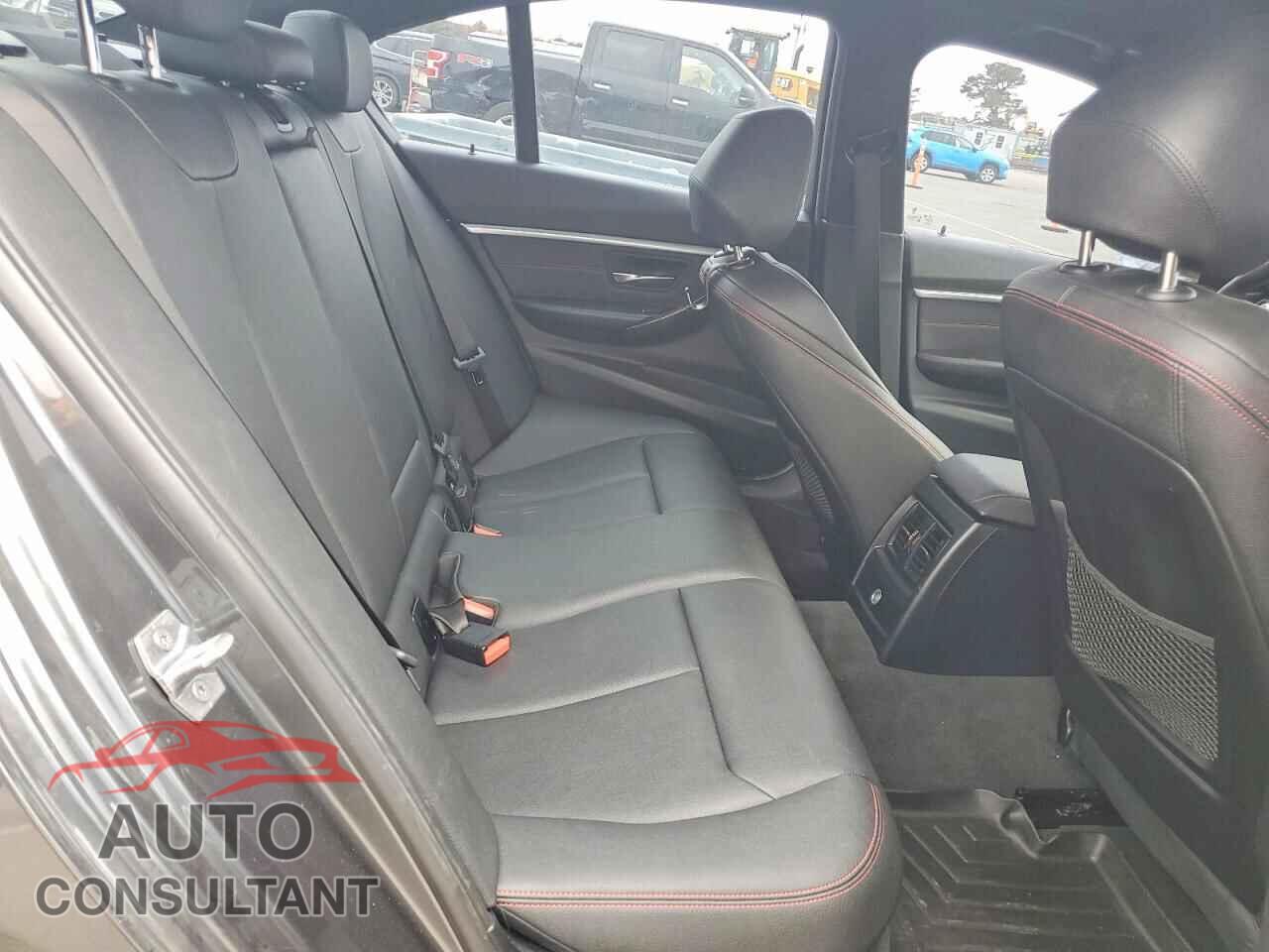 BMW 3 SERIES 2018 - WBA8D9C58JEB35444