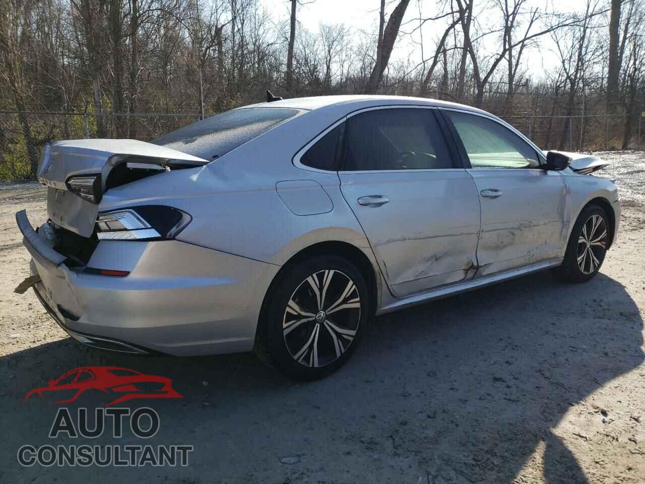 VOLKSWAGEN PASSAT 2021 - 1VWSA7A39MC002080