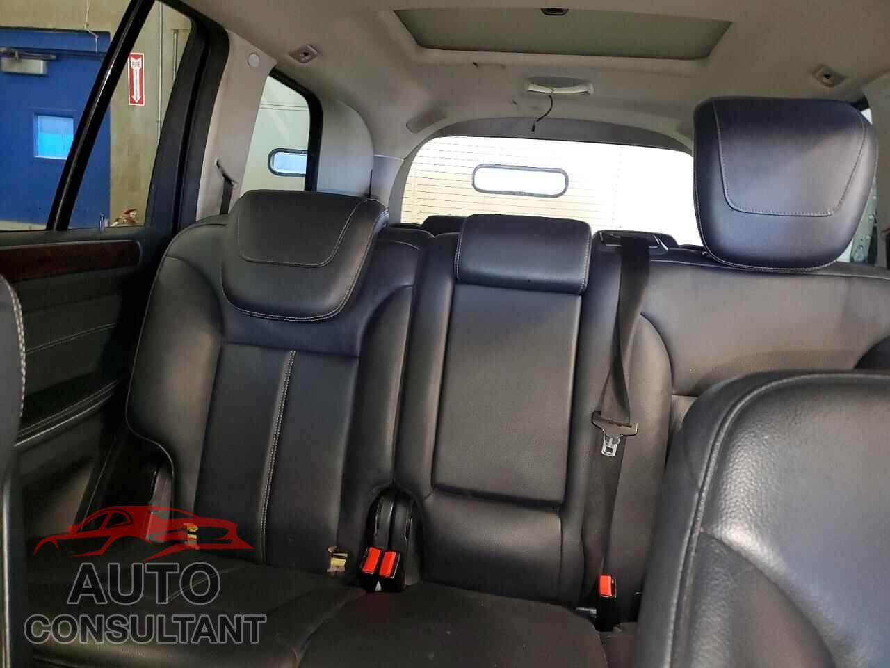 MERCEDES-BENZ GL-CLASS 2012 - 4JGBF7BE4CA788557