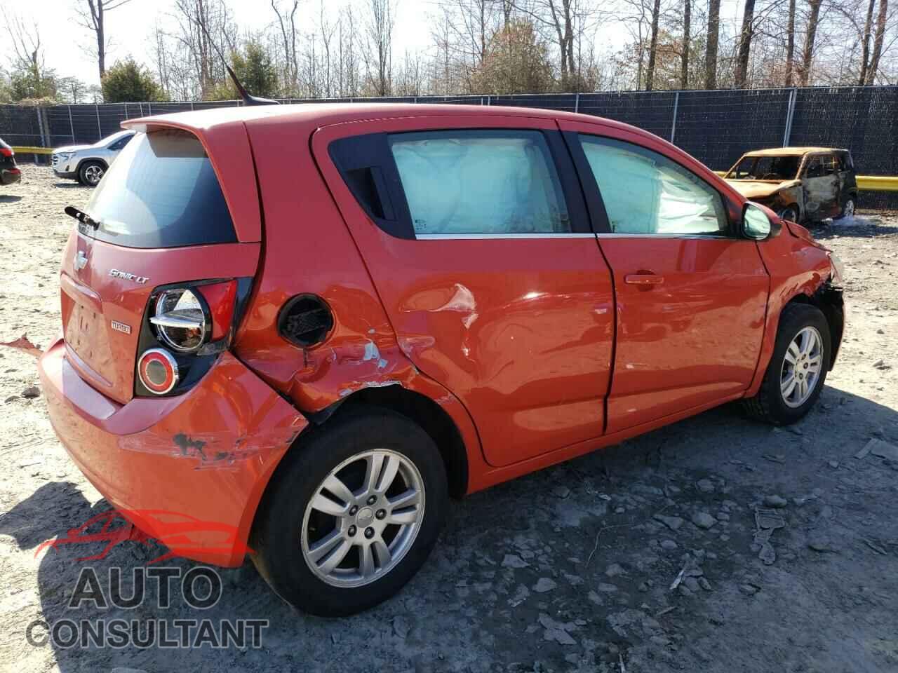CHEVROLET SONIC 2013 - 1G1JD6SB7D4108620