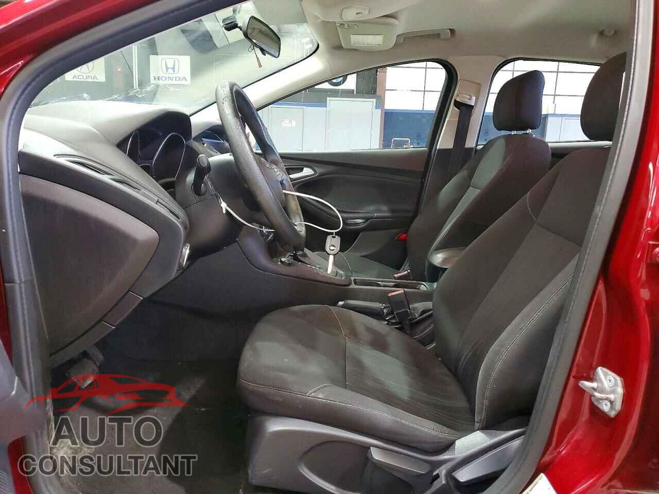 FORD FOCUS 2016 - 1FADP3F2XGL310744