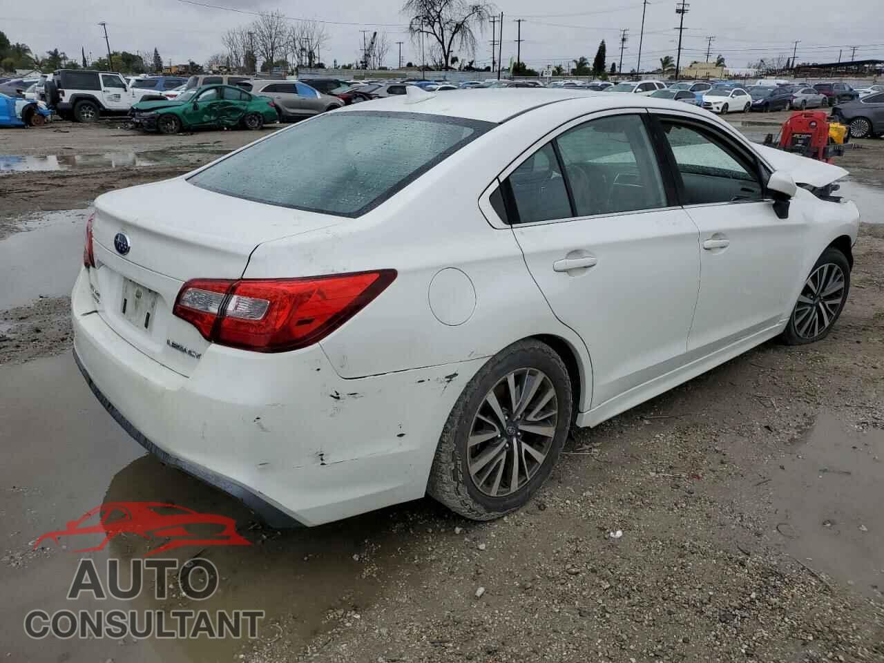 SUBARU LEGACY 2019 - 4S3BNAF64K3032995