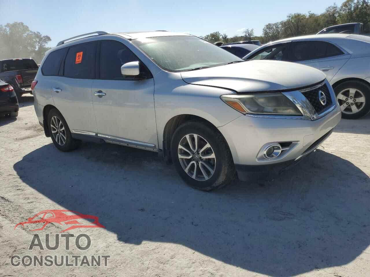 NISSAN PATHFINDER 2013 - 5N1AR2MN0DC646408