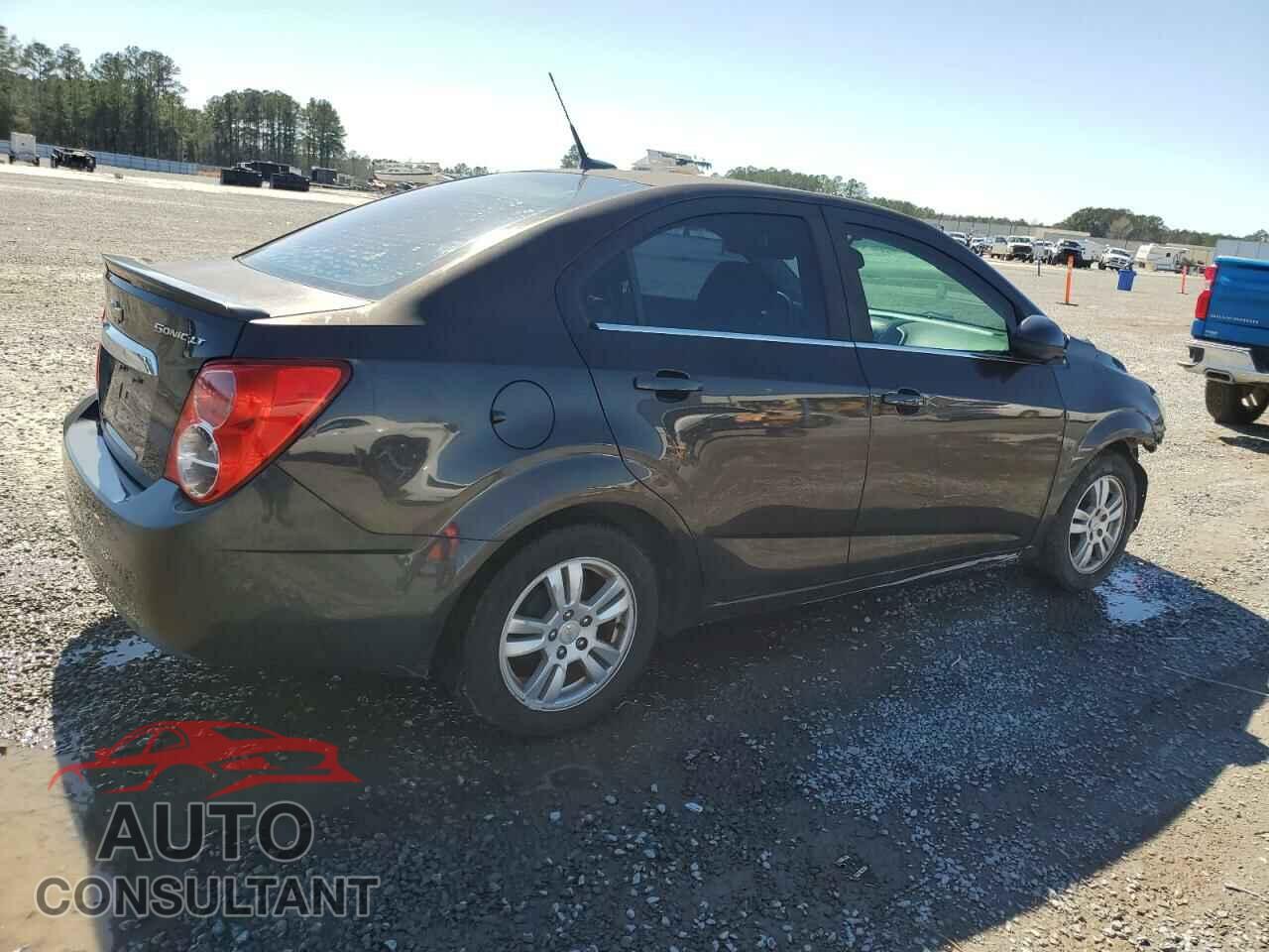 CHEVROLET SONIC 2014 - 1G1JC5SH0E4239505