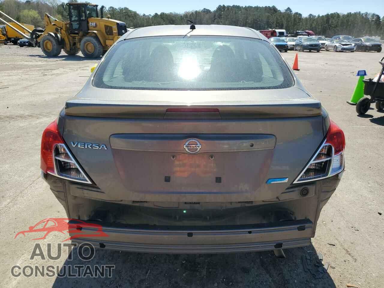 NISSAN VERSA 2014 - 3N1CN7AP7EL850563