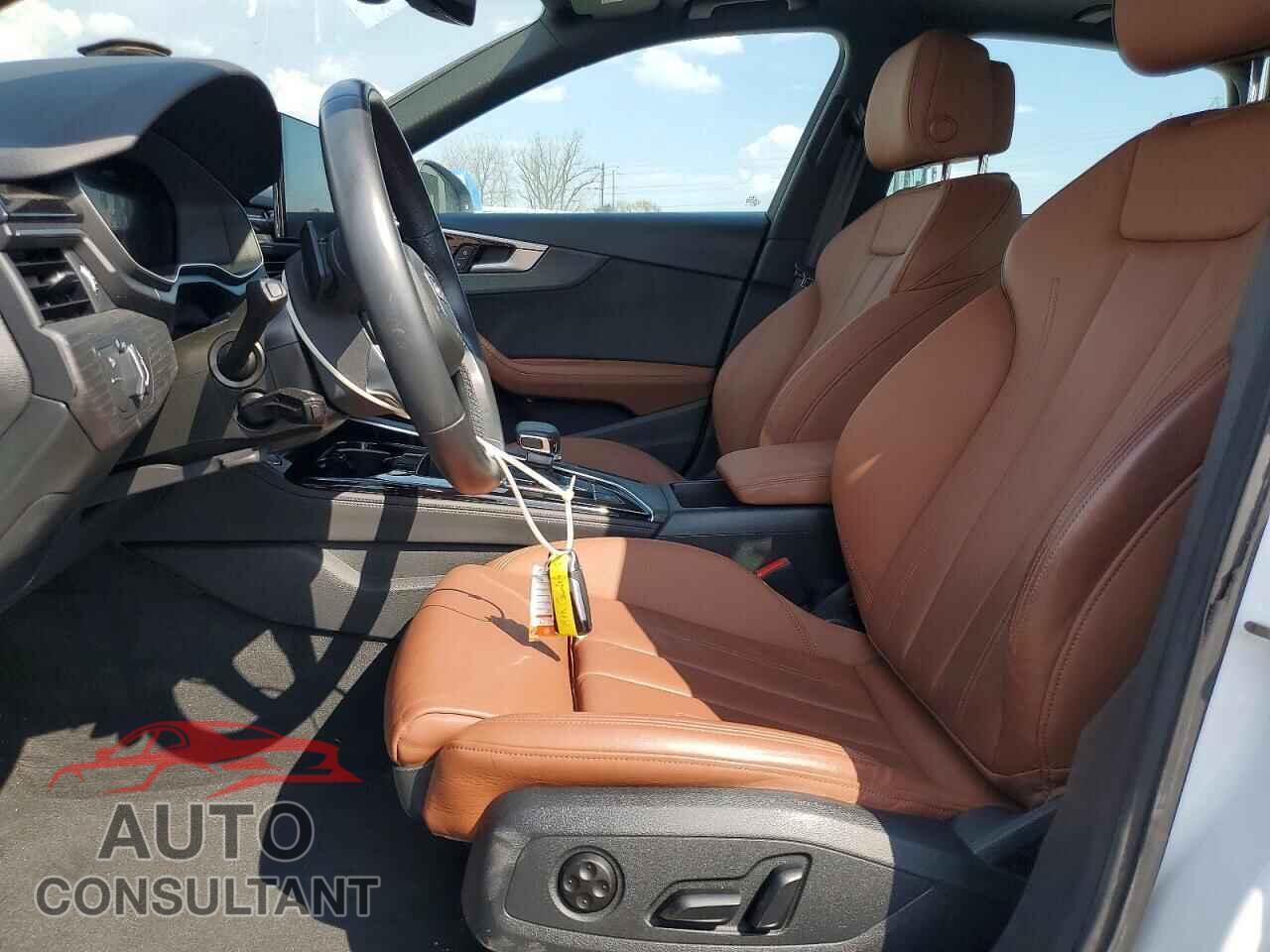 AUDI A4 2022 - WAUEAAF49NN002940