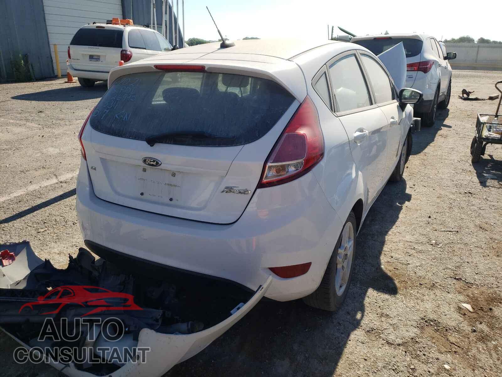 FORD FIESTA 2017 - 3FADP4EJ7HM118437