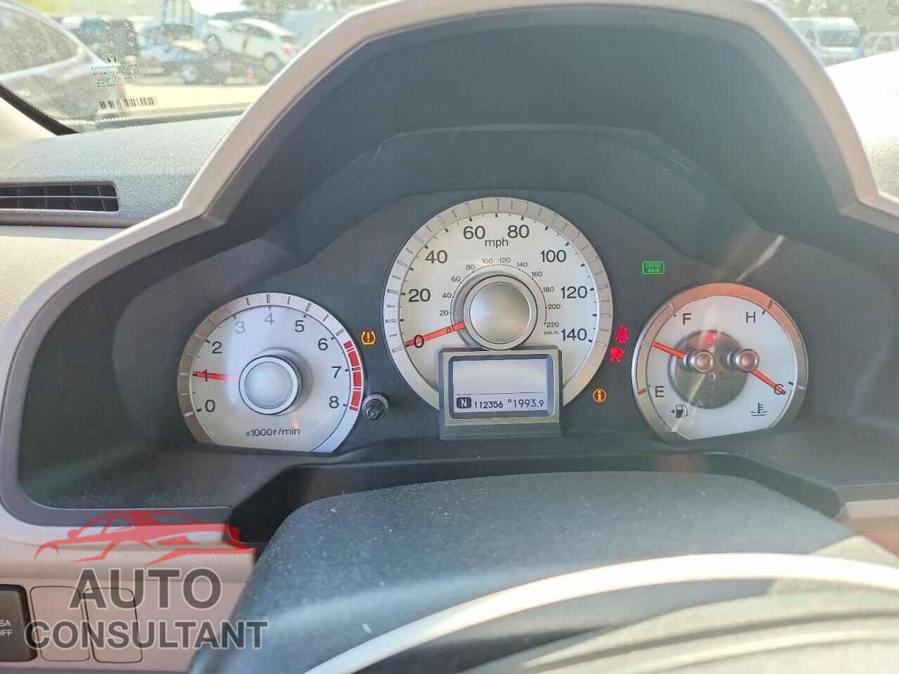 HONDA PILOT 2011 - 5FNYF4H96BB025291