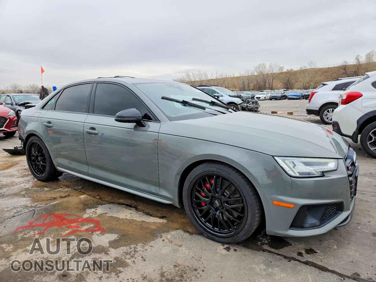 AUDI S4/RS4 2019 - WAUB4AF46KA051901