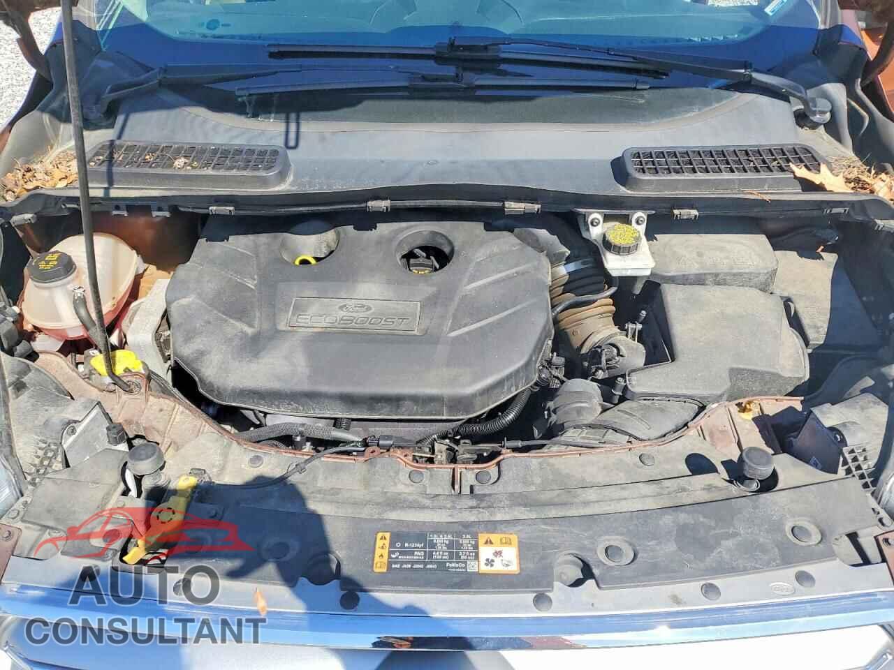 FORD ESCAPE 2017 - 1FMCU0J95HUC46475