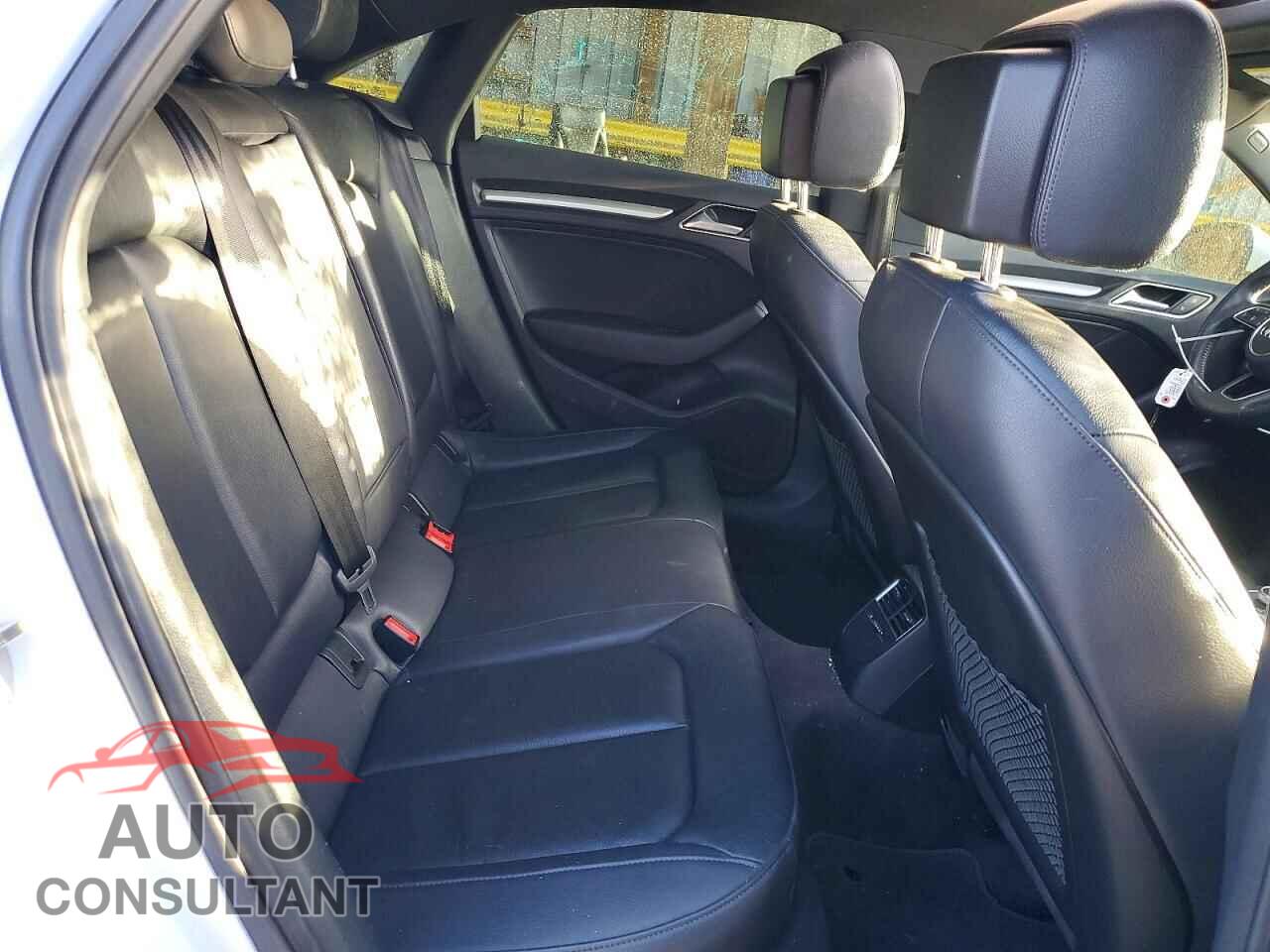 AUDI A3 2018 - WAUAUGFF5J1094527