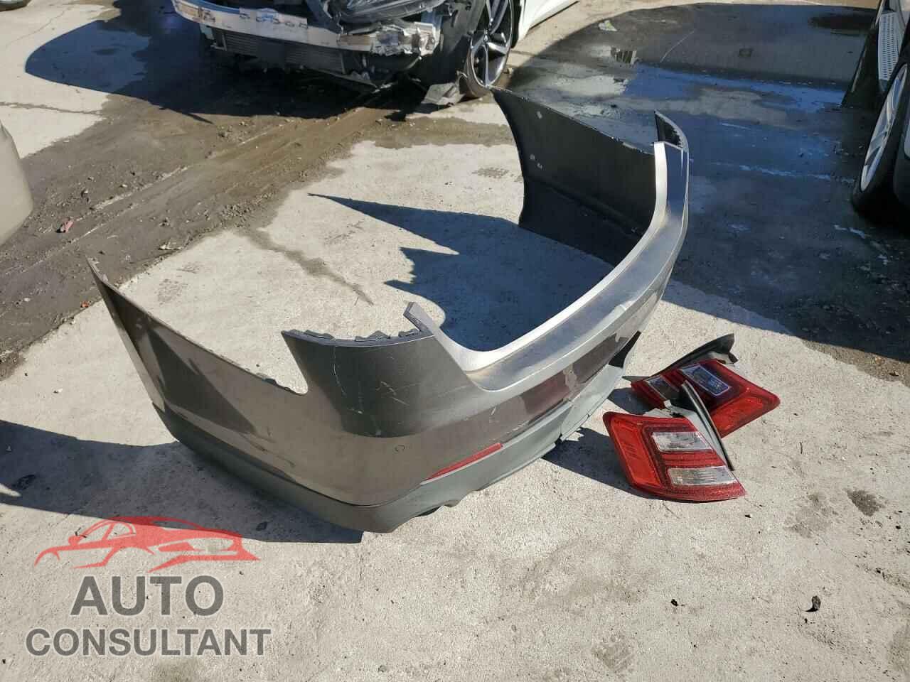 FORD TAURUS 2013 - 1FAHP2E80DG174890