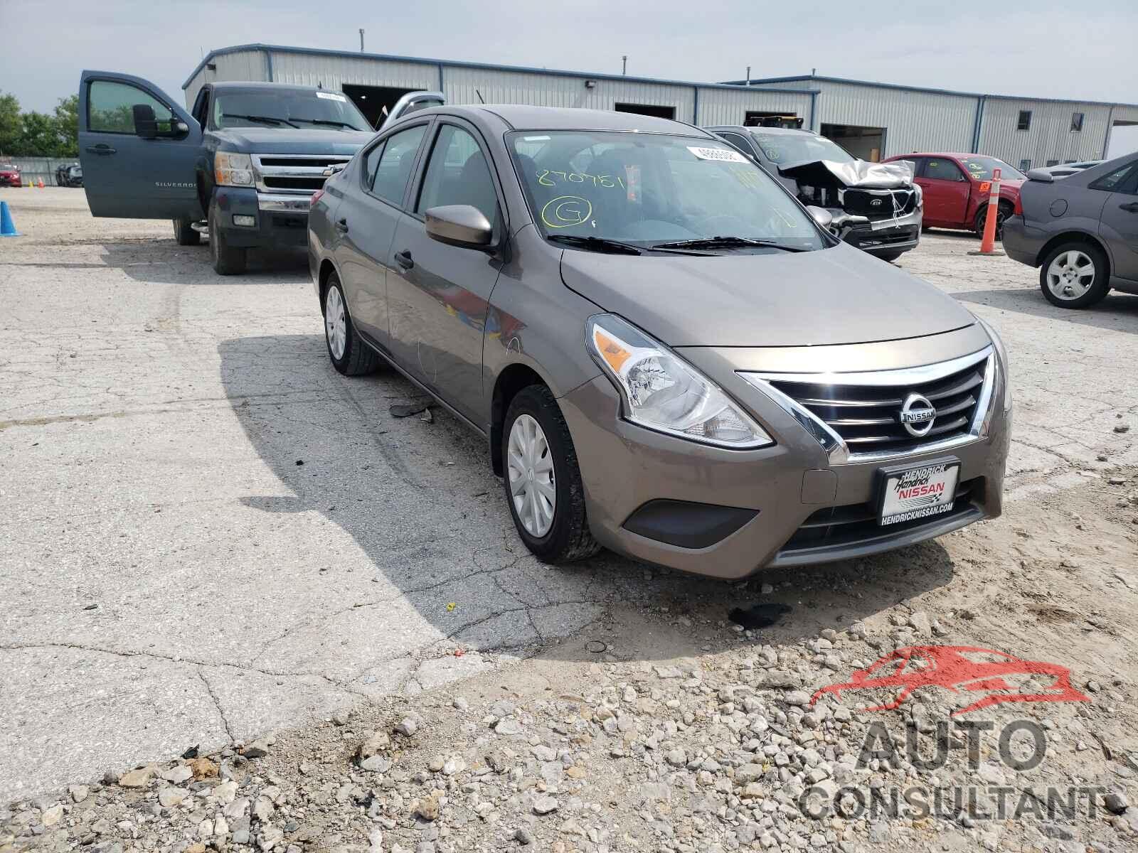 NISSAN VERSA 2017 - 3N1CN7AP3HL870751