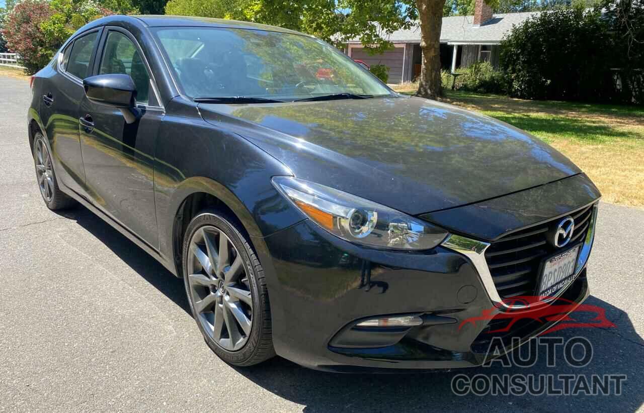 MAZDA 3 2018 - 3MZBN1V3XJM203766