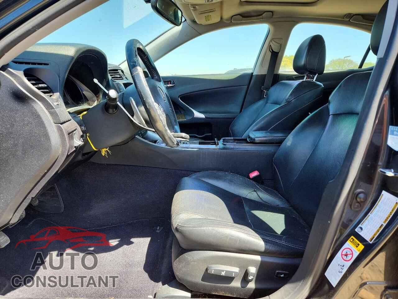 LEXUS IS 2010 - JTHBF5C29A5108766