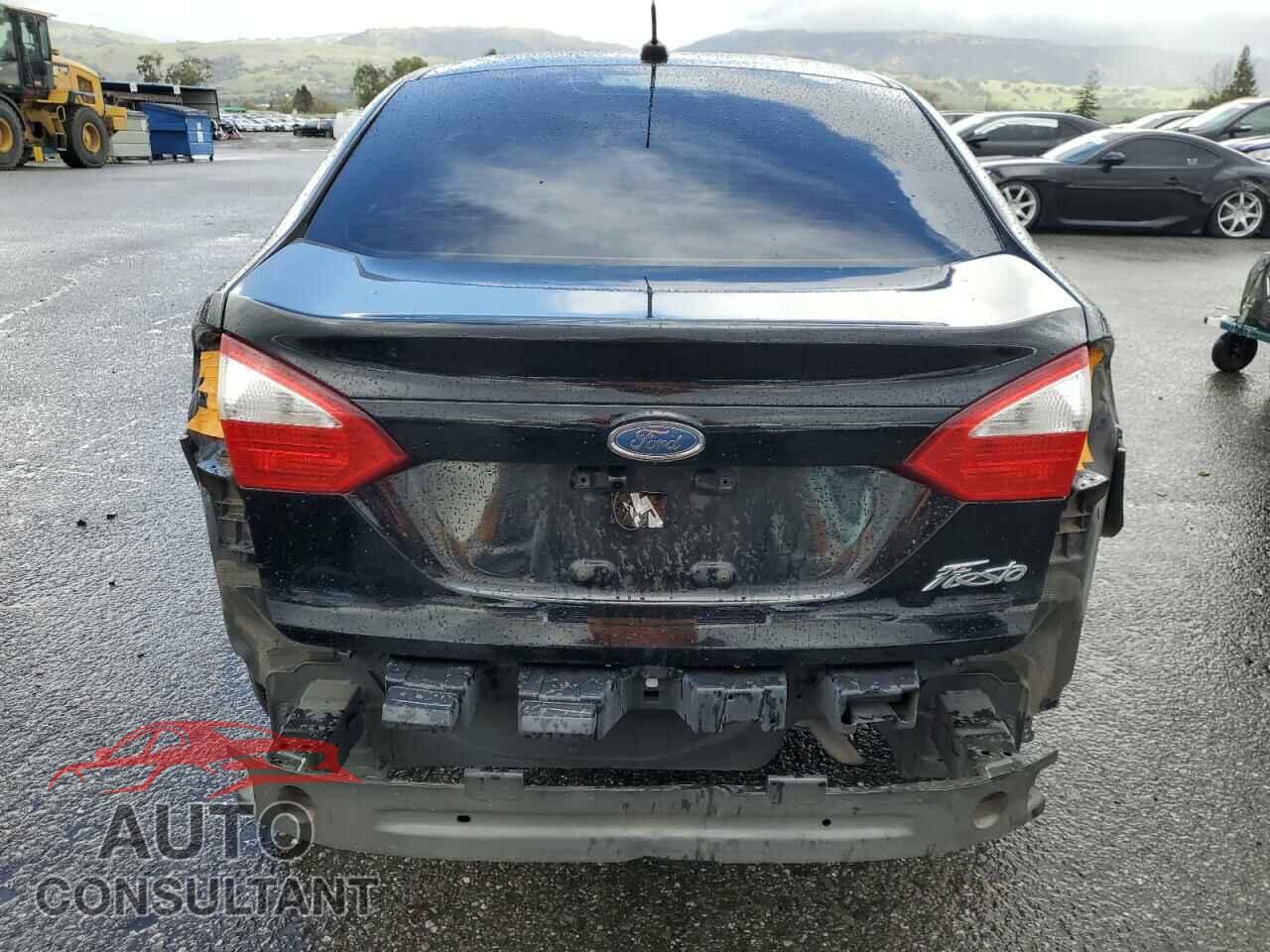 FORD FIESTA 2017 - 3FADP4AJ5HM102632