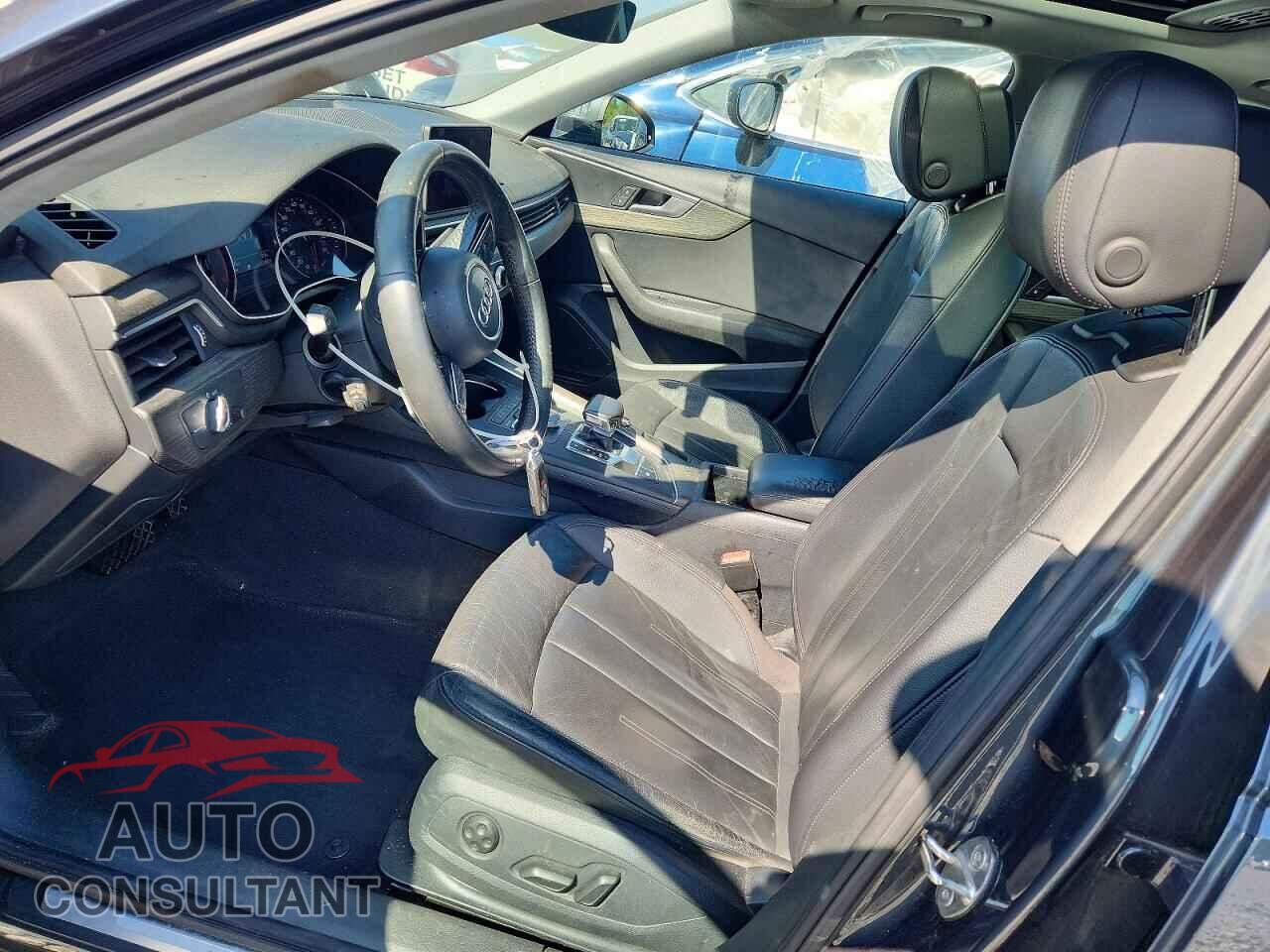 AUDI A4 2019 - WAUGMAF48KN007039